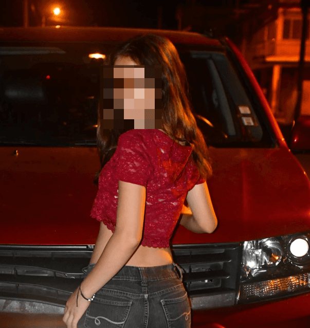 Imagen de galería para Joven Universitaria empezando en este medio