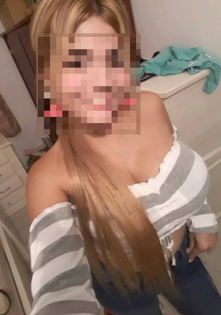 Imagen de galería para Rubia de Caderas: Cariñosa, Amable y Ardiente